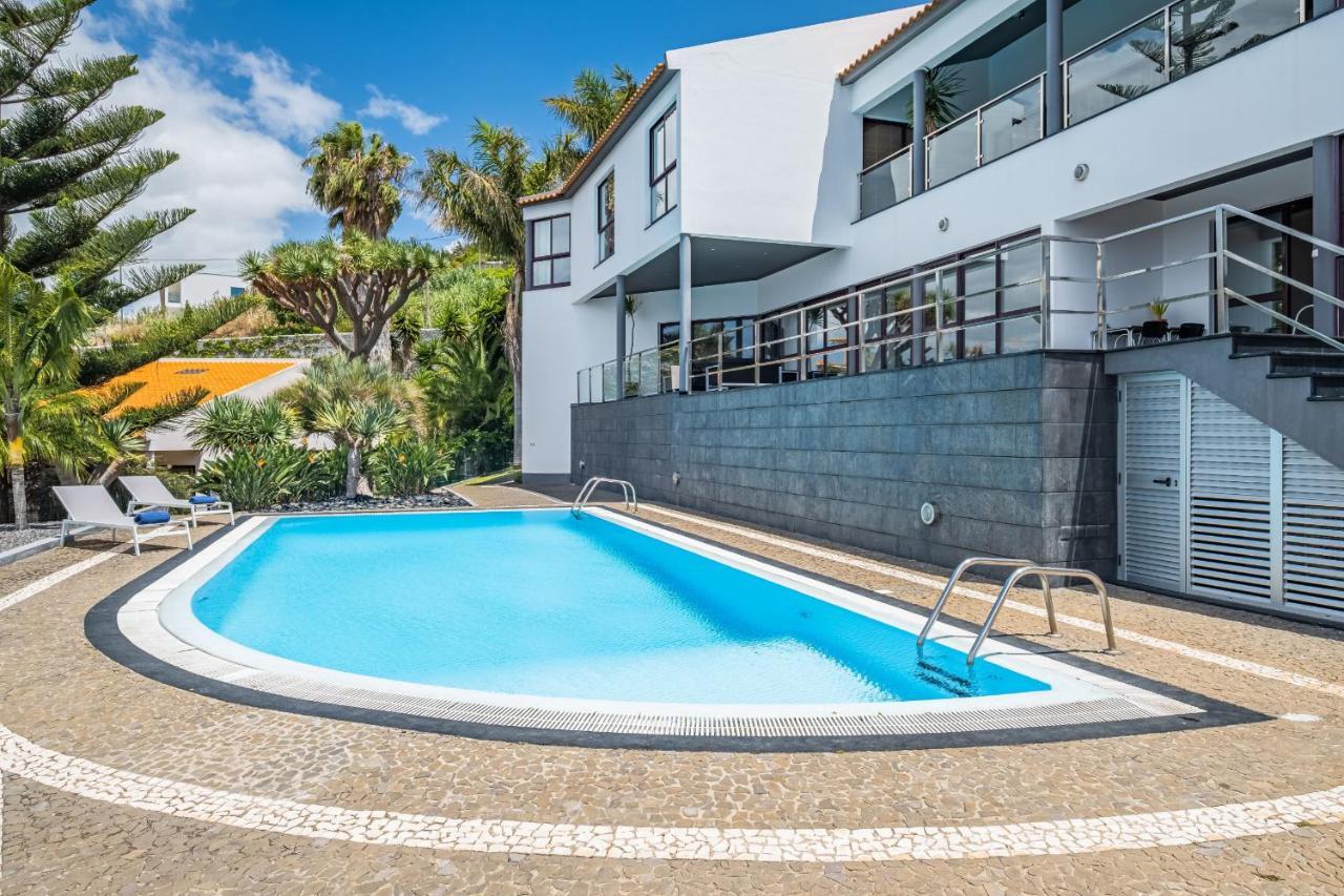 Ample Villa With Pool And Gorgeous Ocean View Funchal  Exterior foto